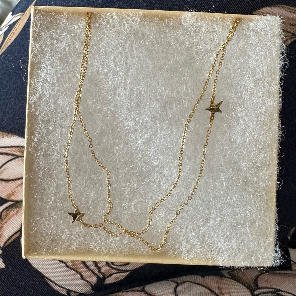Jennifer Zeuner double Star necklace